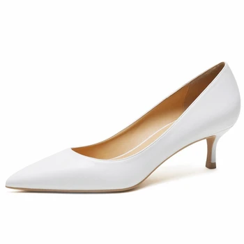 Новые Удобные женские черно-белые свадебные туфли из натуральной кожи Для Невесты на низком среднем тонком высоком каблуке, женские Офисные туфли-лодочки B001